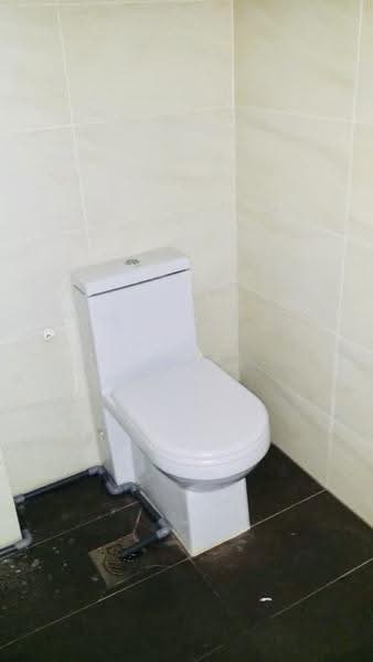 Loft @ Nathan, 428 River Valley Road, Tanglin / Holland / Bukit Timah, 377 sqft, Shop / Shophouse For Rent, by Wang Wenhua 王文华, 500276020 - Bathroom - CommercialGuru.com.sg
