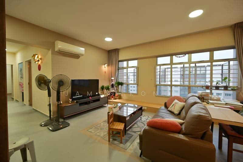 229B Sumang Lane, 229B Sumang Lane, Hougang / Punggol / Sengkang, 3 Bedrooms, 1,216 sqft, HDB Flat For Sale, by James Kong, 500276022 - Living Room - PropertyGuru.com.sg