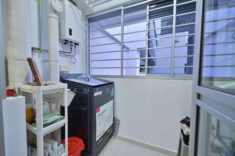 229B Sumang Lane, 229B Sumang Lane, Hougang / Punggol / Sengkang, 3 Bedrooms, 1,216 sqft, HDB Flat For Sale, by James Kong, 500276022 - Service Yard - PropertyGuru.com.sg