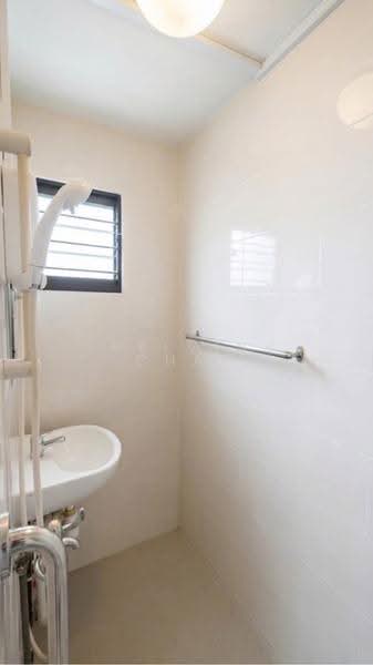 652 Hougang Avenue 8, 652 652, Hougang / Punggol / Sengkang, 2 Bedrooms, 645 sqft, HDB Flat For Sale, by Kelvin Chai, 500276023 - PropertyGuru.com.sg