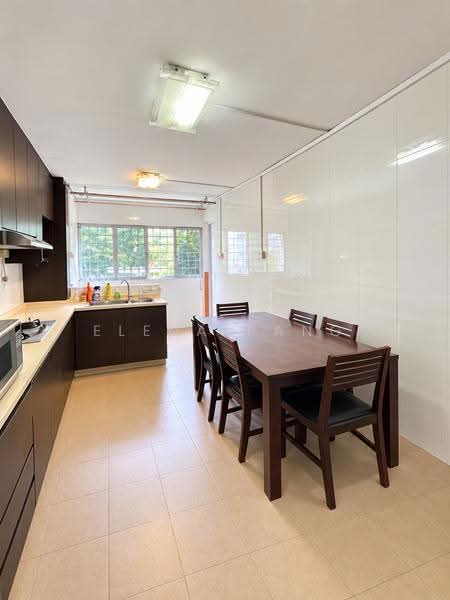 180 Ang Mo Kio Avenue 5, 180 Ang Mo Kio Avenue 5, Ang Mo Kio / Bishan / Thomson, 2 Bedrooms, 732 sqft, HDB Flat For Sale, by Elena Pang, 500276024 - Kitchen - PropertyGuru.com.sg