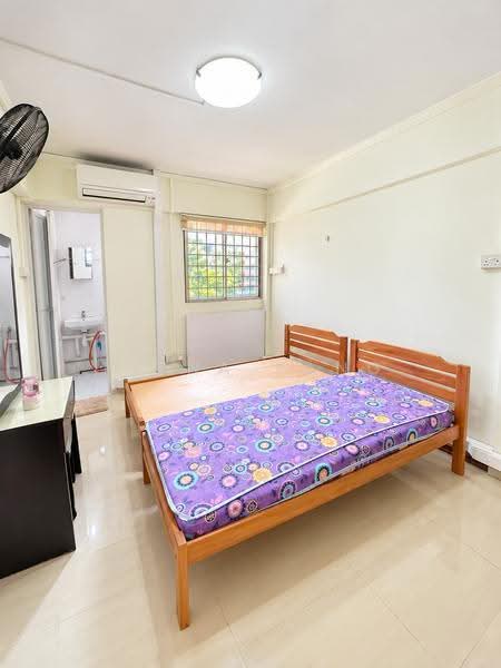 180 Ang Mo Kio Avenue 5, 180 Ang Mo Kio Avenue 5, Ang Mo Kio / Bishan / Thomson, 2 Bedrooms, 732 sqft, HDB Flat For Sale, by Elena Pang, 500276024 - Bedroom - PropertyGuru.com.sg