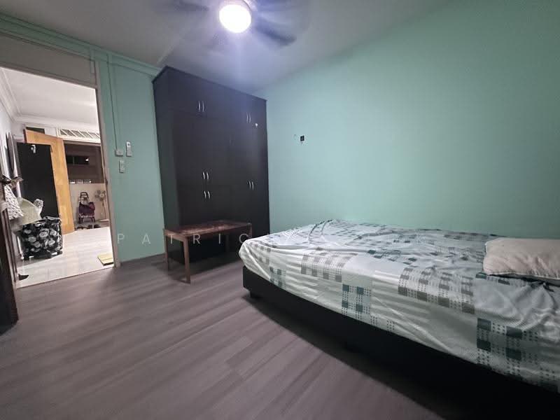 124 Bedok Reservoir Road, 124 Bedok Reservoir Road, Bedok / Upper East Coast, 3 Bedrooms, 904 sqft, HDB Flat For Sale, by Patrick Chiok, 500276030 - Bedroom - PropertyGuru.com.sg