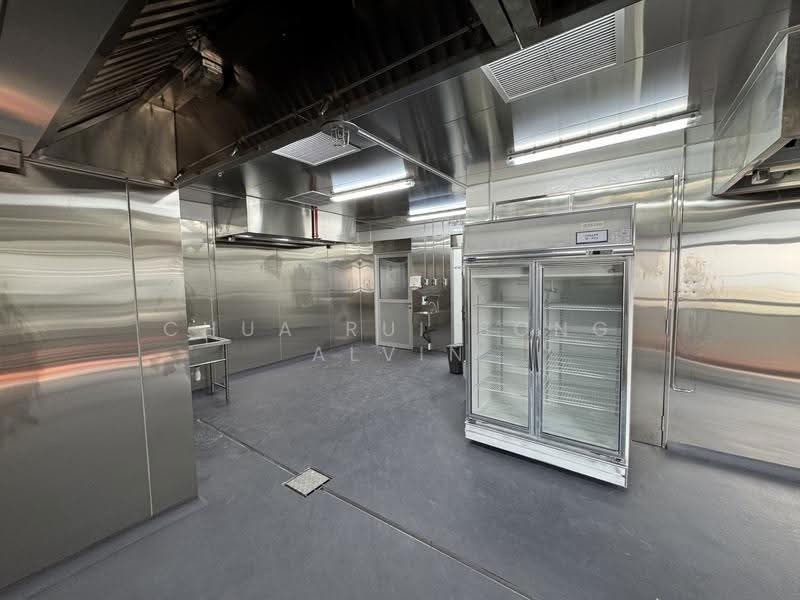 Food Concept @ Pandan, 239 Pandan Loop, Buona Vista / West Coast / Clementi New Town, 2,024 sqft, Factory / Workshop (B2) For Rent, by Chua Rui Song Alvin, 500276060 - Kitchen - CommercialGuru.com.sg