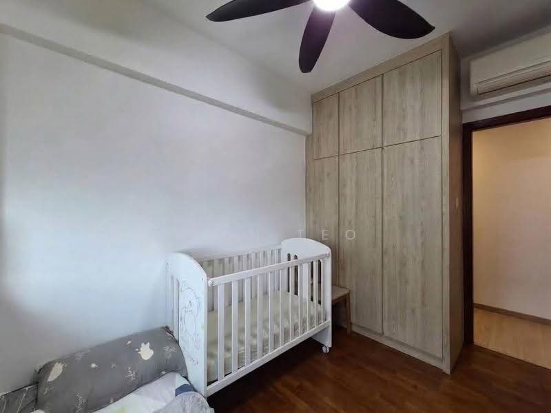 Evergreen Park, 31 Hougang Avenue 7, Hougang / Punggol / Sengkang, 3 Bedrooms, 1,087 sqft, Condominium For Sale, by Lynn Teo, 500276063 - Bedroom - PropertyGuru.com.sg