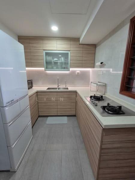 Evergreen Park, 31 Hougang Avenue 7, Hougang / Punggol / Sengkang, 3 Bedrooms, 1,087 sqft, Condominium For Sale, by Lynn Teo, 500276063 - Kitchen - PropertyGuru.com.sg