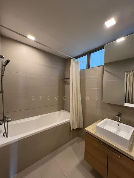 Platinum Residence, 10 Geylang Lorong 31, Eunos / Geylang / Paya Lebar, 1 Bedroom, 550 sqft, Condominium For Rent, by Steve Ong, 500276066 - Bathroom - PropertyGuru.com.sg