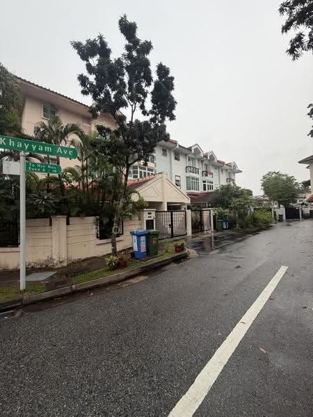 Teacher's Housing Estate, Iqbal Avenue, Mandai / Upper Thomson, 5 Bedrooms, 2,700 sqft, Terraced House For Sale, by Roy Tan, 500276103 - Exterior - PropertyGuru.com.sg