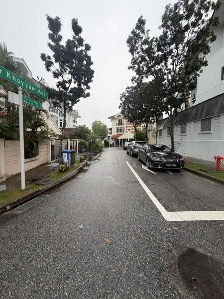 Teacher's Housing Estate, Iqbal Avenue, Mandai / Upper Thomson, 5 Bedrooms, 2,700 sqft, Terraced House For Sale, by Roy Tan, 500276103 - Exterior - PropertyGuru.com.sg