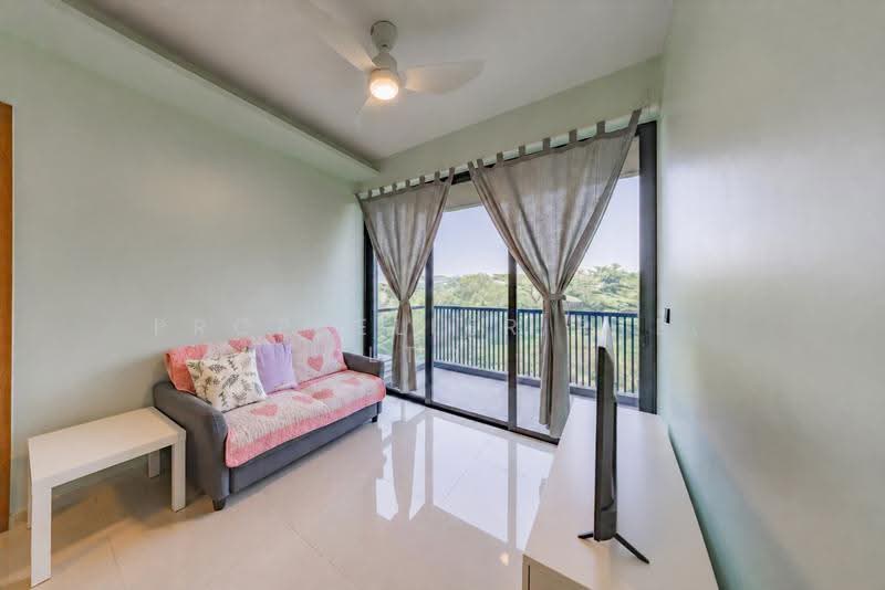 Kandis Residence, 6 Kandis Link, Sembawang / Yishun, 2 Bedrooms, 732 sqft, Condominium For Sale, by KOH YONG JIAN, 500276116 - Living Room - PropertyGuru.com.sg
