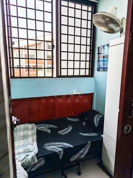 136 Potong Pasir Avenue 3, 136 Potong Pasir Avenue 3, Macpherson / Potong Pasir, 3 Bedrooms, 1,700 sqft, HDB Flat For Sale, by Pedro Chuang, 500276140 - Helper Room (Lower Level) - PropertyGuru.com.sg