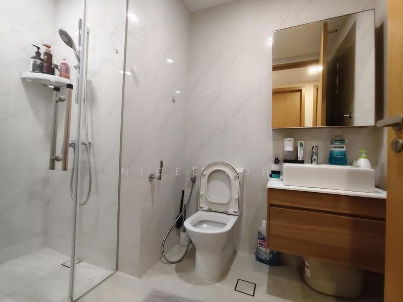 Tre Residences, 9 Geylang East Avenue 1, Eunos / Geylang / Paya Lebar, 4 Bedrooms, 947 sqft, Condominium For Sale, by Nigel Toh, 500276141 - Bathroom - PropertyGuru.com.sg