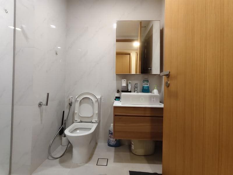 Tre Residences, 9 Geylang East Avenue 1, Eunos / Geylang / Paya Lebar, 4 Bedrooms, 947 sqft, Condominium For Sale, by Nigel Toh, 500276141 - Bathroom - PropertyGuru.com.sg