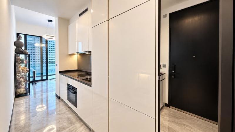 Midtown Bay, 120 Beach Road, Beach Road / Bugis / Rochor, 2 Bedrooms, 732 sqft, Condominium For Sale, by Jolene See, 500276154 - Kitchen - PropertyGuru.com.sg