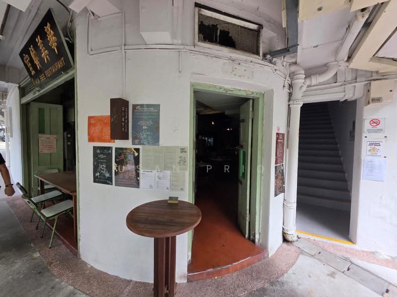 Romantic One Bed Tiong Bahru, Tiong Bahru Road, Alexandra / Commonwealth, 1 Bedroom, 790 sqft, Walk-up Apartment For Rent, by Susan Prior, 500276177 - Exterior - PropertyGuru.com.sg