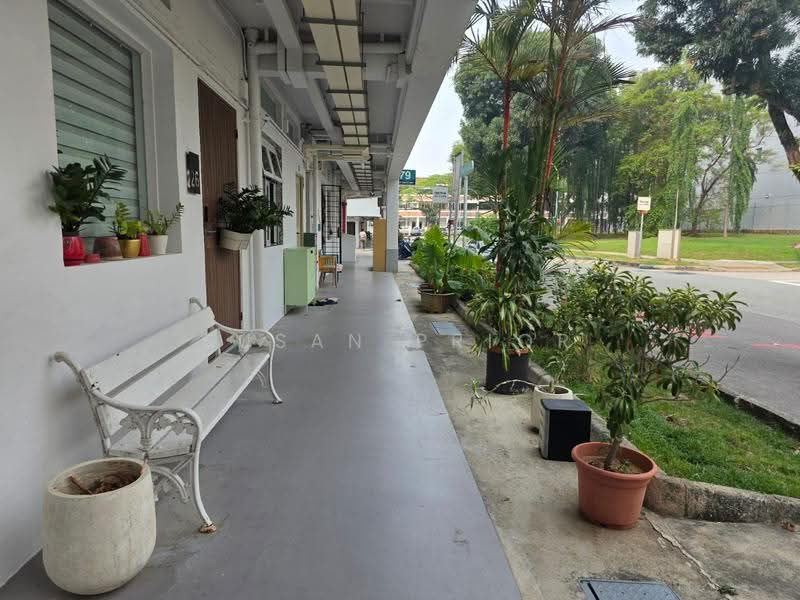 Romantic One Bed Tiong Bahru, Tiong Bahru Road, Alexandra / Commonwealth, 1 Bedroom, 790 sqft, Walk-up Apartment For Rent, by Susan Prior, 500276177 - Exterior - PropertyGuru.com.sg