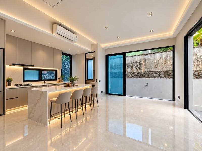 FINEST BRAND NEW DETACHED MOONBEAM, Moonbeam Terrace, Tanglin / Holland / Bukit Timah, 6 Bedrooms, 8,000 sqft, Detached House For Sale, by Julius WL Fock, 500276180 - Kitchen - PropertyGuru.com.sg