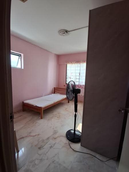 403 Jurong West Street 42, 403 Jurong West Street 42, Boon Lay / Jurong / Tuas, Room Rental, 130 sqft, HDB Flat For Rent, by JOE NG, 500276189 - Bedroom - PropertyGuru.com.sg
