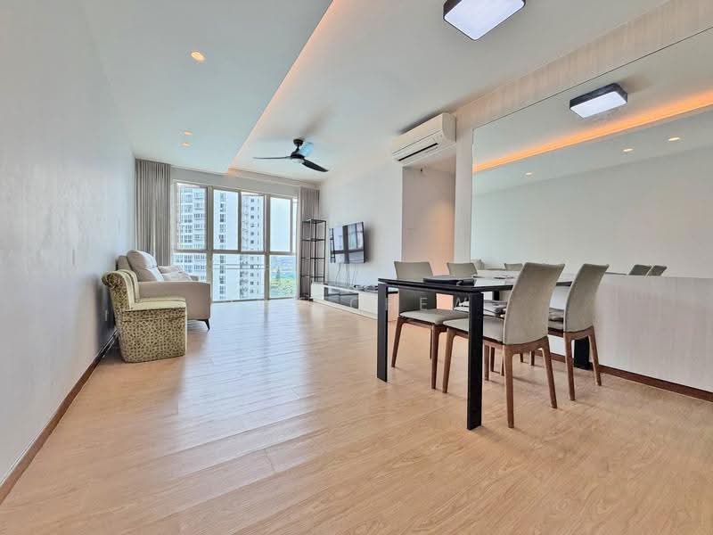 Rio Vista, 26 Upper Serangoon View, Hougang / Punggol / Sengkang, 2 Bedrooms, 1,055 sqft, Condominium For Rent, by Roy Chew, 500276191 - Living Room - PropertyGuru.com.sg