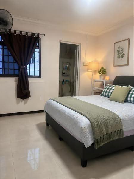 305 Bukit Batok Street 31, 305 Bukit Batok Street 31, Dairy Farm / Bukit Panjang / Choa Chu Kang, 3 Bedrooms, 1,054 sqft, HDB Flat For Rent, by Roy Sim, 500276198 - Bedroom - PropertyGuru.com.sg