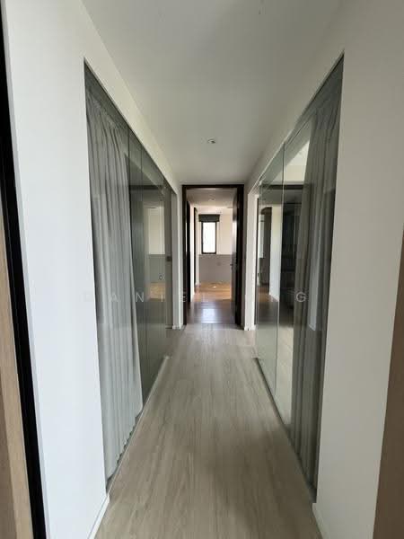 Avenue South Residence, 1 Silat Avenue, Alexandra / Commonwealth, 4 Bedrooms, 1,496 sqft, Condominium For Sale, by Daniel Ong, 500276209 - Corridor - PropertyGuru.com.sg