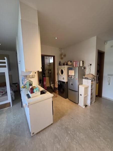 Dunearn Suites, 404 Dunearn Road, Newton / Novena, 1 Bedroom, 420 sqft, Condominium For Rent, by Darren Png, 500276211 - Kitchen - PropertyGuru.com.sg