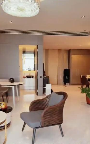 South Beach Residences, 28 South Beach Road, Beach Road / Bugis / Rochor, 4 Bedrooms, 2,260 sqft, Condominium For Sale, by Peter Lee, 500276216 - Living Room - PropertyGuru.com.sg