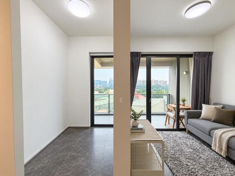 Margaret Ville, 20 Margaret Drive, Alexandra / Commonwealth, 2 Bedrooms, 829 sqft, Apartment For Sale, by Torance Paul, 500276217 - Study and Living room - PropertyGuru.com.sg