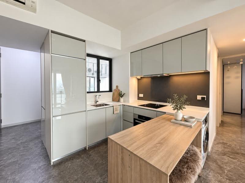 Margaret Ville, 20 Margaret Drive, Alexandra / Commonwealth, 2 Bedrooms, 829 sqft, Apartment For Sale, by Torance Paul, 500276217 - Kitchen - PropertyGuru.com.sg