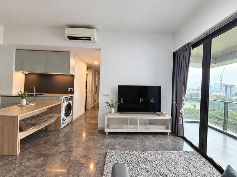 Margaret Ville, 20 Margaret Drive, Alexandra / Commonwealth, 2 Bedrooms, 829 sqft, Apartment For Sale, by Torance Paul, 500276217 - Living Room - PropertyGuru.com.sg