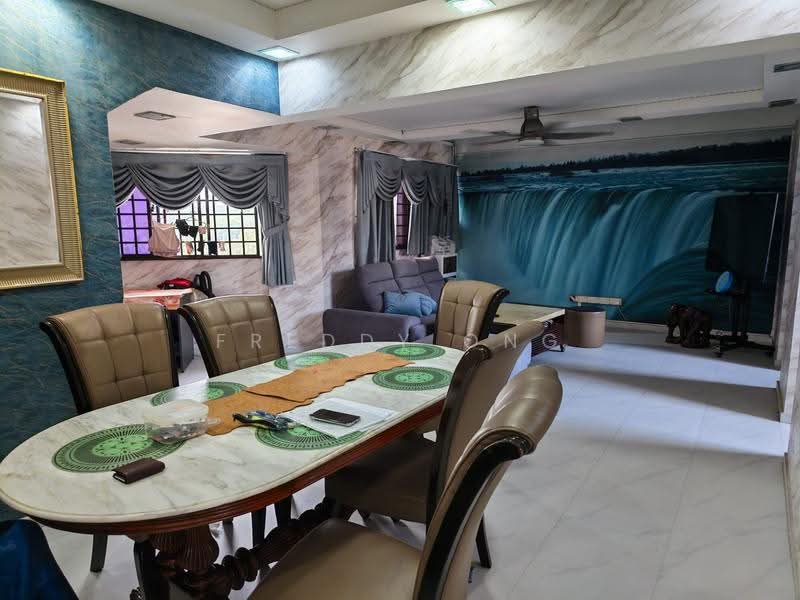 136 Potong Pasir Avenue 3, 136 Potong Pasir Avenue 3, Macpherson / Potong Pasir, 3 Bedrooms, 1,700 sqft, HDB Flat For Sale, by Freddy Ong, 500276219 - Living Room - PropertyGuru.com.sg