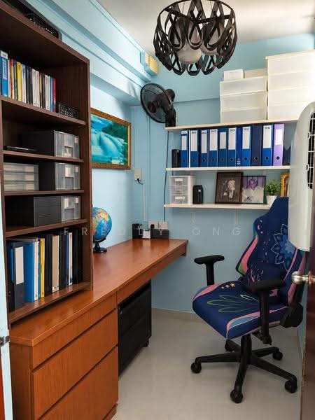 136 Potong Pasir Avenue 3, 136 Potong Pasir Avenue 3, Macpherson / Potong Pasir, 3 Bedrooms, 1,700 sqft, HDB Flat For Sale, by Freddy Ong, 500276219 - Study - PropertyGuru.com.sg