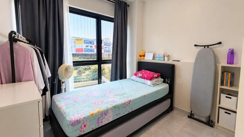 Riverparc Residence, 90 Punggol Drive, Hougang / Punggol / Sengkang, 4 Bedrooms, 1,238 sqft, Condominium For Sale, by Joyce M Wong, 500276225 - Bedroom - PropertyGuru.com.sg