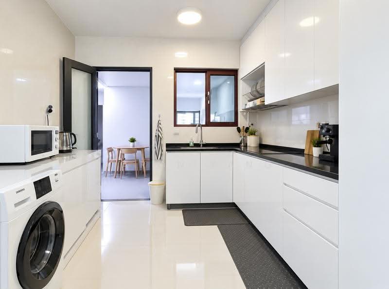 $5.35M for a FREEHOLD terrace in Katong — and it's RENOVATED, Joo Chiat, Katong, Eunos / Geylang / Paya Lebar, 5 Bedrooms, 2,500 sqft, Terraced House For Sale, by Aaron Yang, 500276231 - Kitchen - PropertyGuru.com.sg