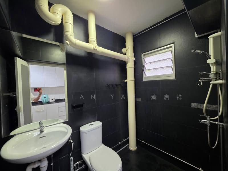 302 Canberra Road, 302 Canberra Road, Sembawang / Yishun, Room Rental, 250 sqft, HDB Flat For Rent, by Adrian Yap 葉启祥, 500276233 - Bathroom - PropertyGuru.com.sg