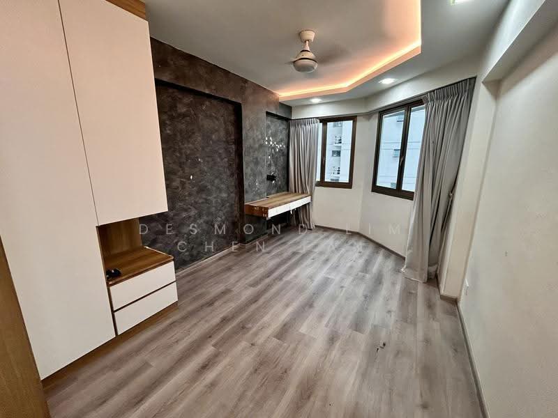 Orchid Park Condominium, 89 Yishun Street 81, Sembawang / Yishun, 2 Bedrooms, 980 sqft, Condominium For Rent, by Desmond Lim Chen Fan, 500276235 - Bedroom - PropertyGuru.com.sg