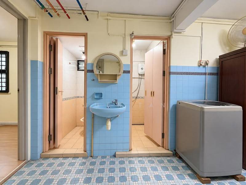 212 Boon Lay Place, 212 Boon Lay Place, Boon Lay / Jurong / Tuas, 3 Bedrooms, 710 sqft, HDB Flat For Rent, by Eugen Tan, 500276245 - Bathroom - PropertyGuru.com.sg