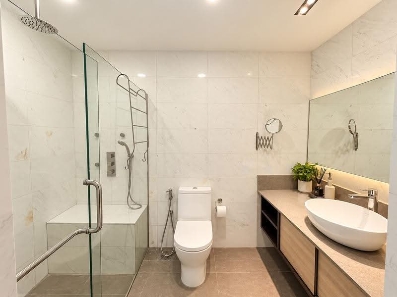 Parkshore, 201 Tanjong Rhu Road, East Coast / Marine Parade, 3 Bedrooms, 1,636 sqft, Condominium For Rent, by Stan Lee 李俊豪, 500276248 - Bathroom - PropertyGuru.com.sg