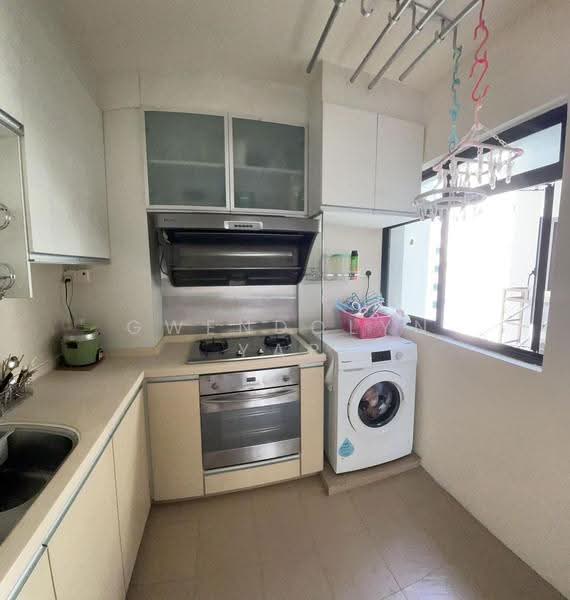 16 Cantonment Close, 16 Cantonment Close, Chinatown / Tanjong Pagar, 3 Bedrooms, 969 sqft, HDB Flat For Rent, by Gwendolyn Yap, 500276249 - Kitchen - PropertyGuru.com.sg