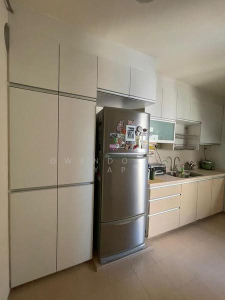 16 Cantonment Close, 16 Cantonment Close, Chinatown / Tanjong Pagar, 3 Bedrooms, 969 sqft, HDB Flat For Rent, by Gwendolyn Yap, 500276249 - Kitchen - PropertyGuru.com.sg