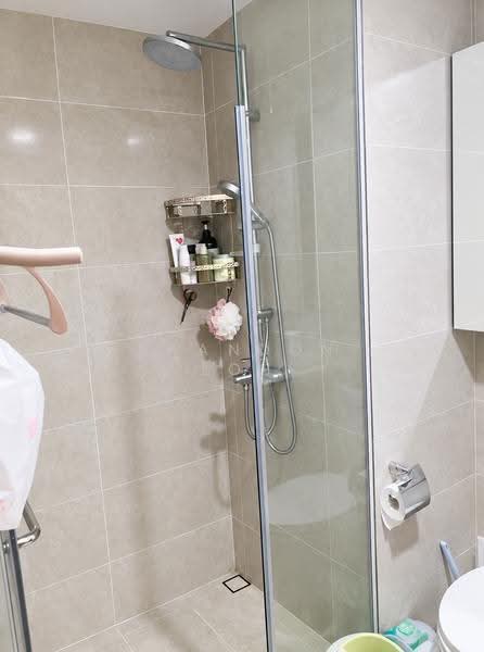 Kingsford Waterbay, 68 Upper Serangoon View, Hougang / Punggol / Sengkang, 1 Bedroom, 484 sqft, Condominium For Rent, by Brandon Loh, 500276251 - Bathroom - PropertyGuru.com.sg