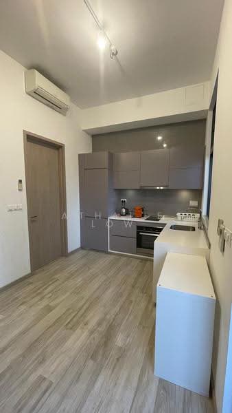 J Gateway, Boon Lay / Jurong / Tuas, 2 Bedrooms, 743 sqft, Condominium For Rent, by Athalie Low, 500276252 - Kitchen - PropertyGuru.com.sg