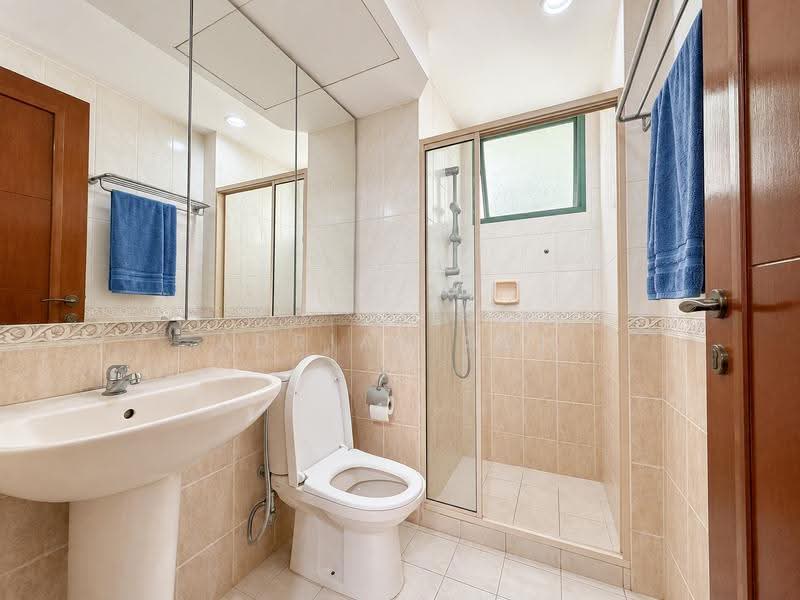 Palm Gardens, 2C Hong San Walk, Dairy Farm / Bukit Panjang / Choa Chu Kang, 2 Bedrooms, 958 sqft, Condominium For Sale, by Adrian Soh, 500276255 - Bathroom - PropertyGuru.com.sg