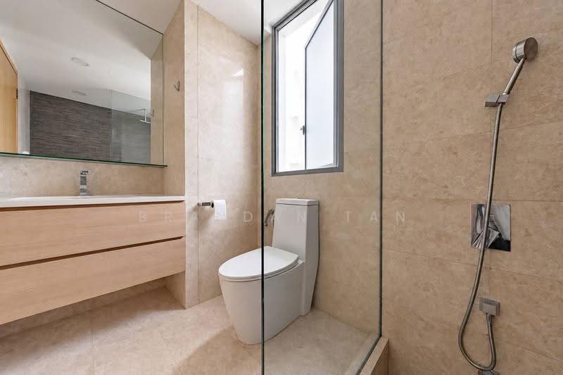Seastrand, 1 Pasir Ris Link, Pasir Ris / Tampines, 4 Bedrooms, 1,302 sqft, Condominium For Sale, by Brandan Tan, 500276267 - Bathroom - PropertyGuru.com.sg