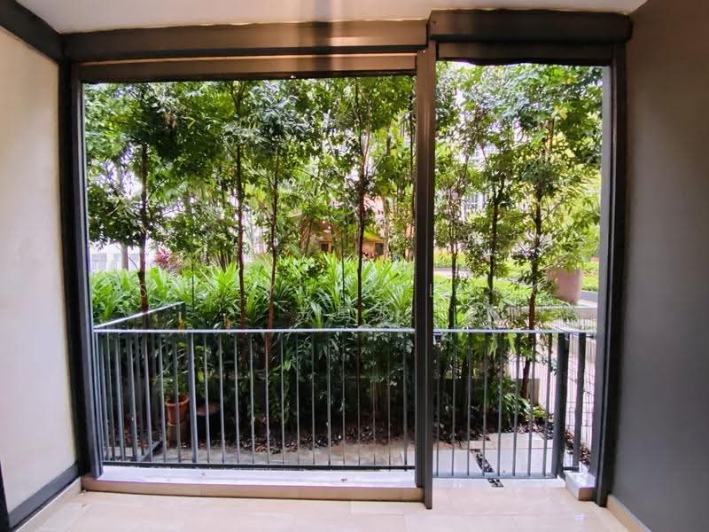 Sol Acres, 22 Choa Chu Kang Grove, Dairy Farm / Bukit Panjang / Choa Chu Kang, 3 Bedrooms, 1,001 sqft, Executive Condominium For Sale, by Soh Yung Long 苏勇龙, 500276269 - Balcony - PropertyGuru.com.sg