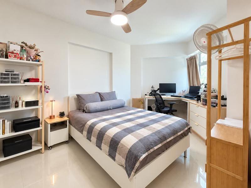 383 Bukit Batok West Avenue 5, 383 Bukit Batok West Avenue 5, Dairy Farm / Bukit Panjang / Choa Chu Kang, 3 Bedrooms, 926 sqft, HDB Flat For Sale, by Ian Teo, 500276274 - Bedroom - PropertyGuru.com.sg