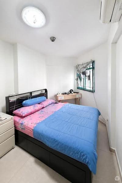 15 Farrer Park Road, 15 Farrer Park Road, Farrer Park / Serangoon Rd, 2 Bedrooms, 667 sqft, HDB Flat For Sale, by Helen HU, 500276281 - Bedroom - PropertyGuru.com.sg