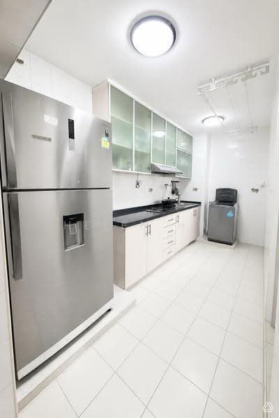 15 Farrer Park Road, 15 Farrer Park Road, Farrer Park / Serangoon Rd, 2 Bedrooms, 667 sqft, HDB Flat For Sale, by Helen HU, 500276281 - Kitchen - PropertyGuru.com.sg