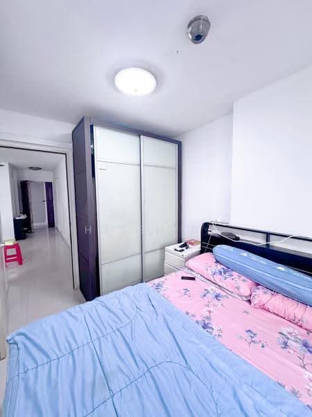 15 Farrer Park Road, 15 Farrer Park Road, Farrer Park / Serangoon Rd, 2 Bedrooms, 667 sqft, HDB Flat For Sale, by Helen HU, 500276281 - PropertyGuru.com.sg