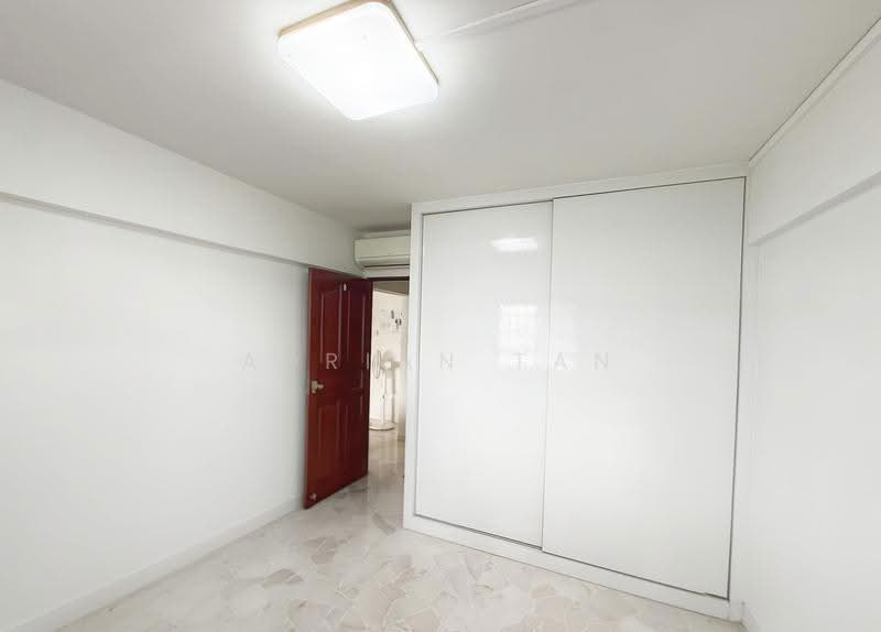 476 Ang Mo Kio Avenue 10, 476 Ang Mo Kio Avenue 10, Ang Mo Kio / Bishan / Thomson, 2 Bedrooms, 721 sqft, HDB Flat For Sale, by Adrian Tan, 500276282 - Bedroom - PropertyGuru.com.sg